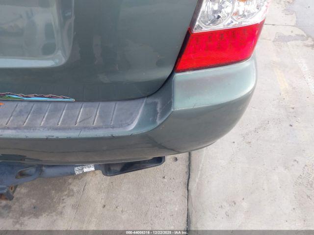 Toyota Highlander Limited V6 Image 9