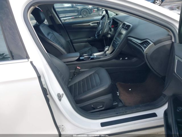 Ford Fusion Se Image 5