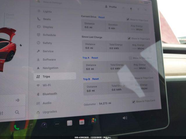 Tesla Model 3 Image 18