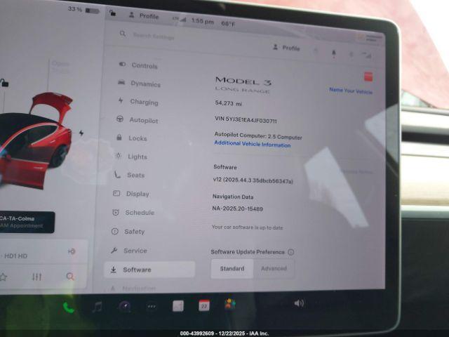 Tesla Model 3 Image 9