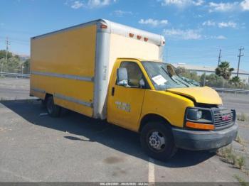  Salvage General Motors Savana Cutaway