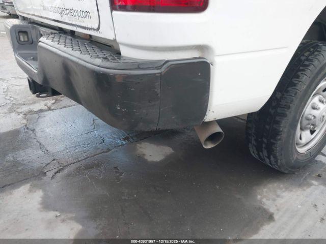 Ram 2500 Tradesman  4x2 8' Box Image 16