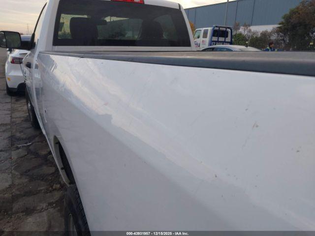 Ram 2500 Tradesman  4x2 8' Box Image 19