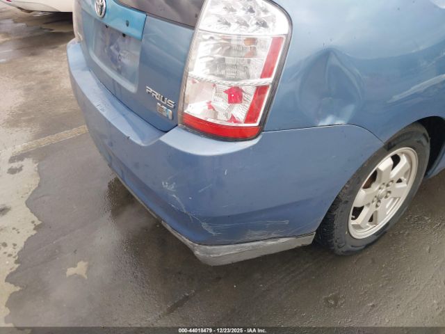 Toyota Prius Touring Image 6