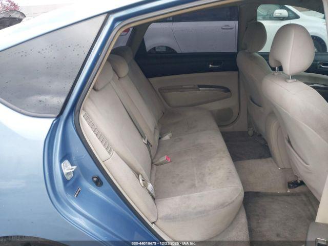 Toyota Prius Touring Image 9