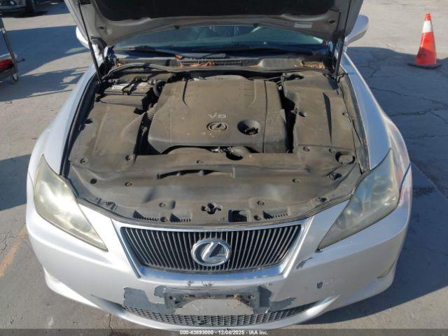 Lexus Is Image 10