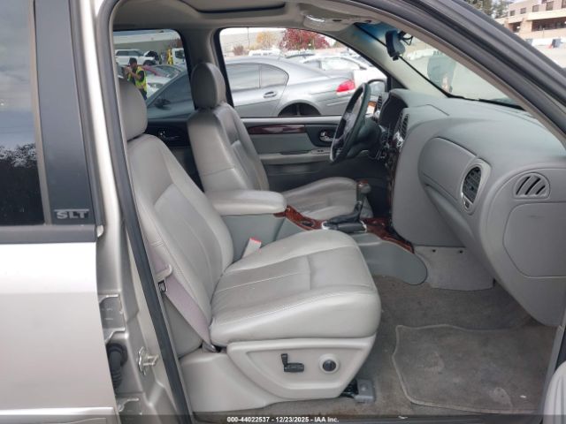 GMC Envoy Slt Image 11