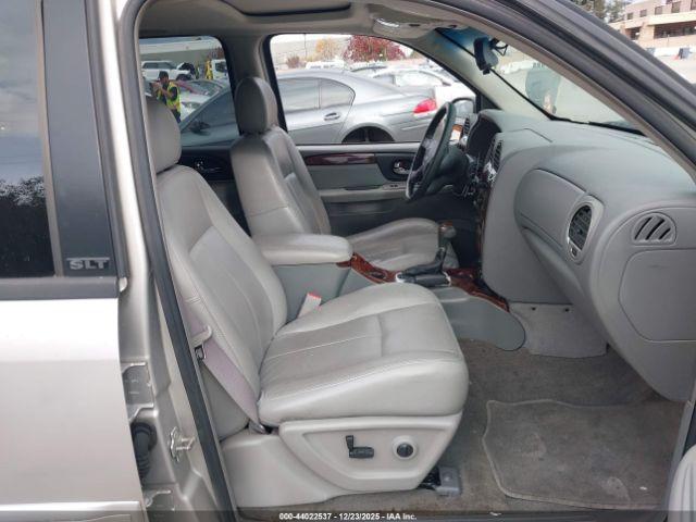 GMC Envoy Slt Image 11