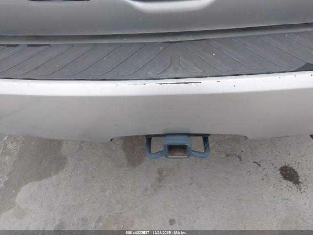 GMC Envoy Slt Image 14