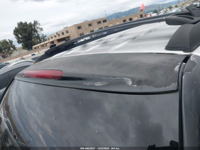 GMC Envoy Slt Image 13