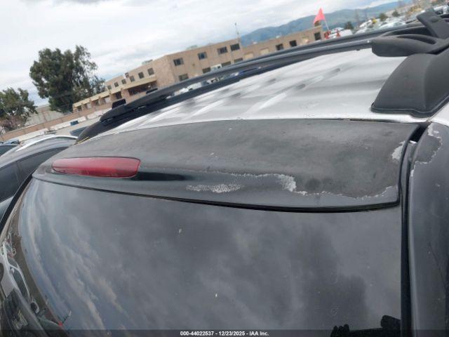 GMC Envoy Slt Image 13