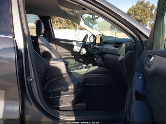 Ford Escape Platinum Image 7