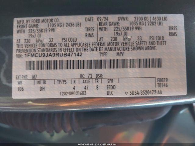 Ford Escape Platinum Image 11