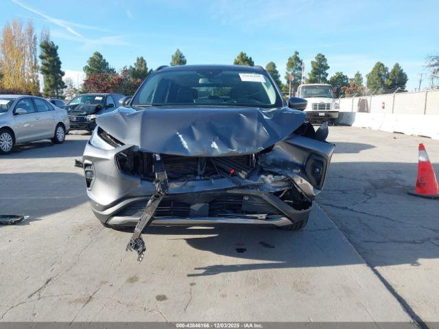 Ford Escape Platinum Image 13