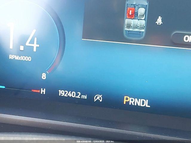 Ford Escape Platinum Image 15