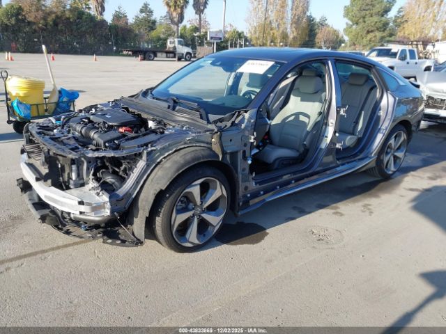 Honda Accord Touring 2.0t Image 7