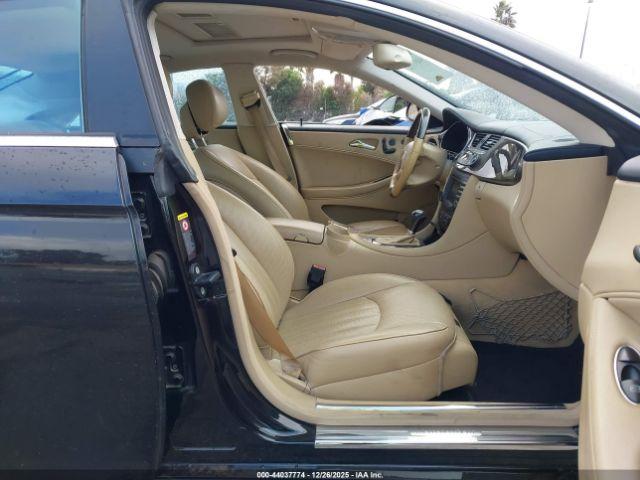 Mercedes-Benz Cls-class Image 6