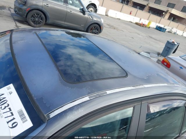 BMW 3 Series Image 8