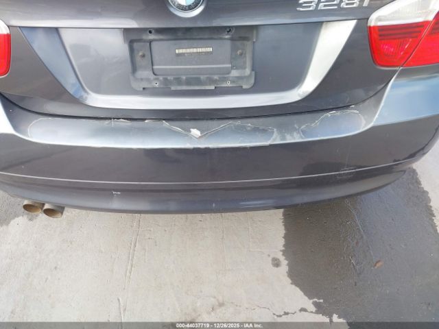 BMW 3 Series Image 7