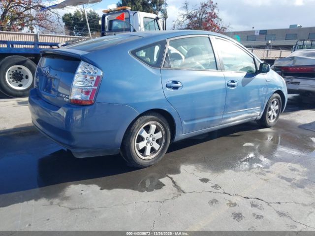 Toyota Prius Image 8
