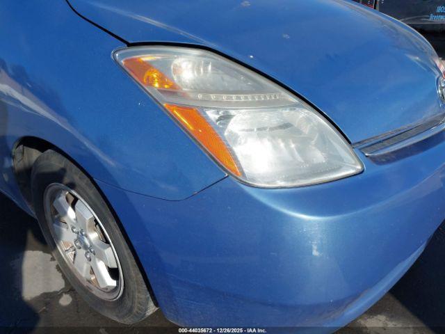 Toyota Prius Image 9