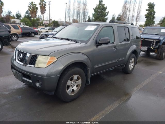Nissan Pathfinder S Image 2
