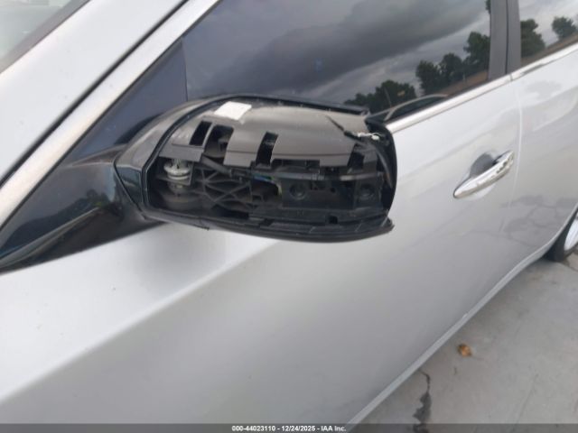 Nissan Maxima 3.5 S Image 6