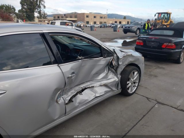 Nissan Maxima 3.5 S Image 16