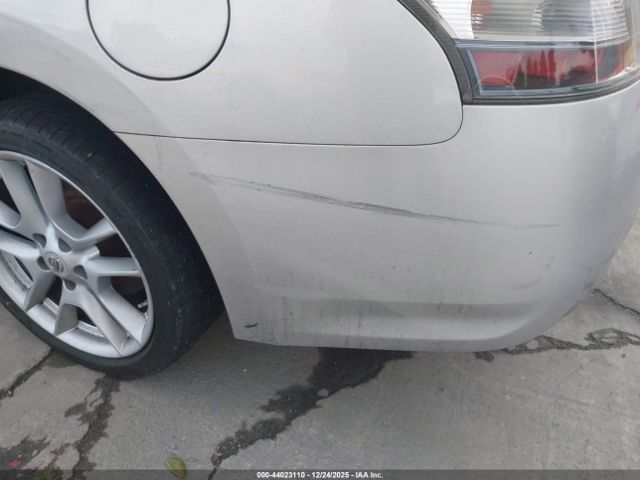 Nissan Maxima 3.5 S Image 13