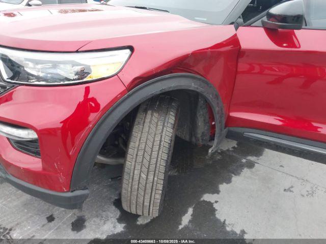 Ford Explorer Xlt Image 10