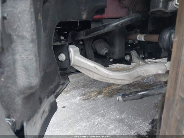 Ford Explorer Xlt Image 4