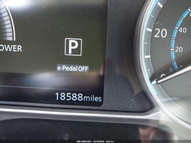 Nissan LEAF Sv Image 8