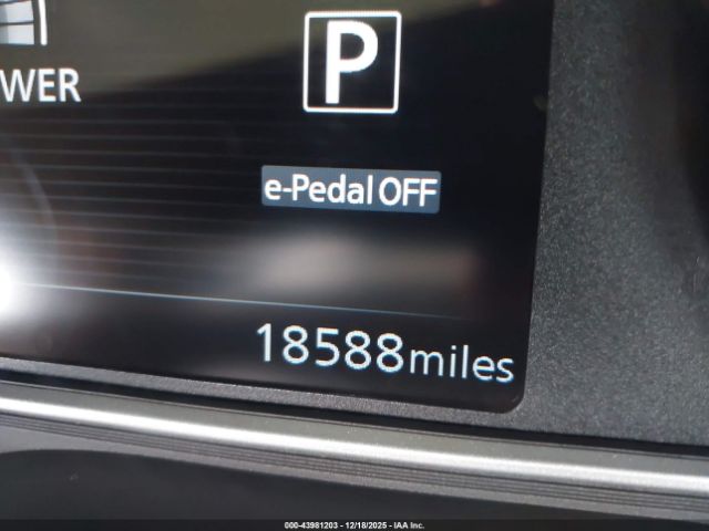 Nissan LEAF Sv Image 13