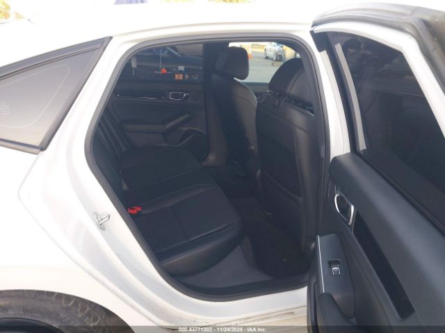 Honda Civic Image 13