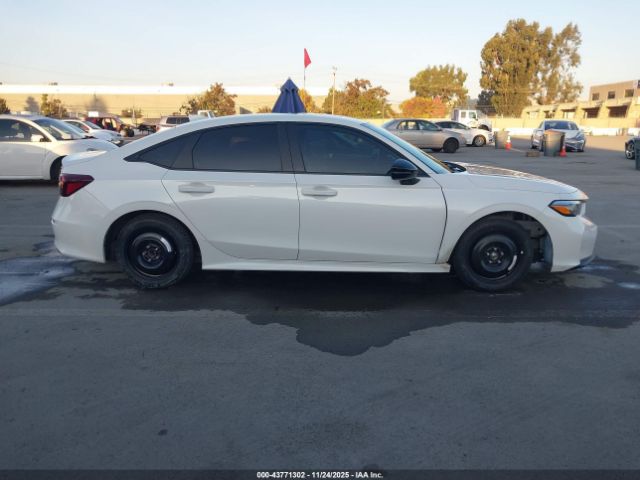 Honda Civic Image 17