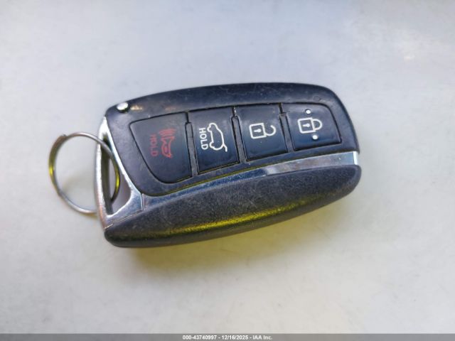 Hyundai SANTA FE Gls Image 4