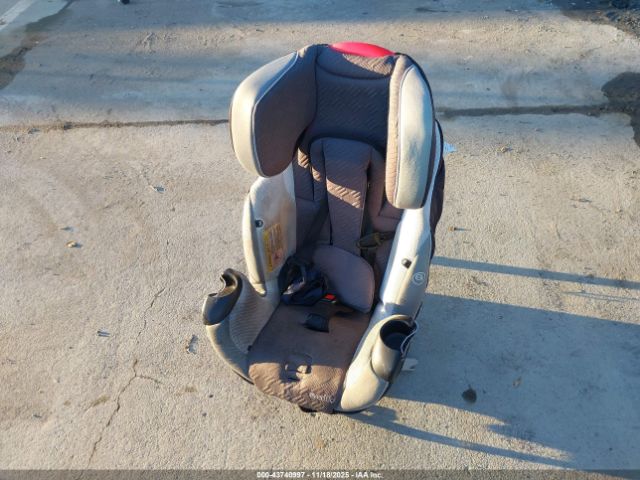 Hyundai SANTA FE Gls Image 2