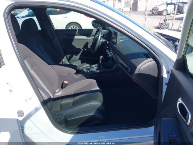 Honda Civic Sport Image 11