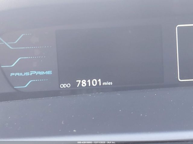Toyota Prius Prime Premium Image 8