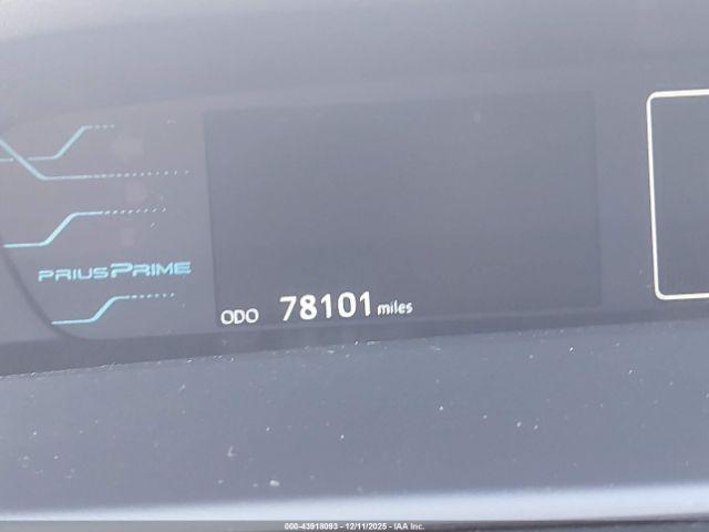 Toyota Prius Prime Premium Image 8