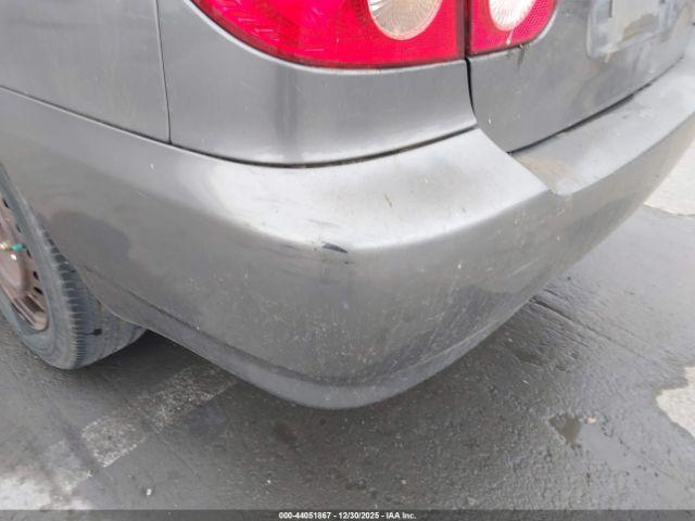 Toyota Corolla Le Image 4