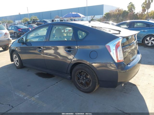 Toyota Prius Two Image 4