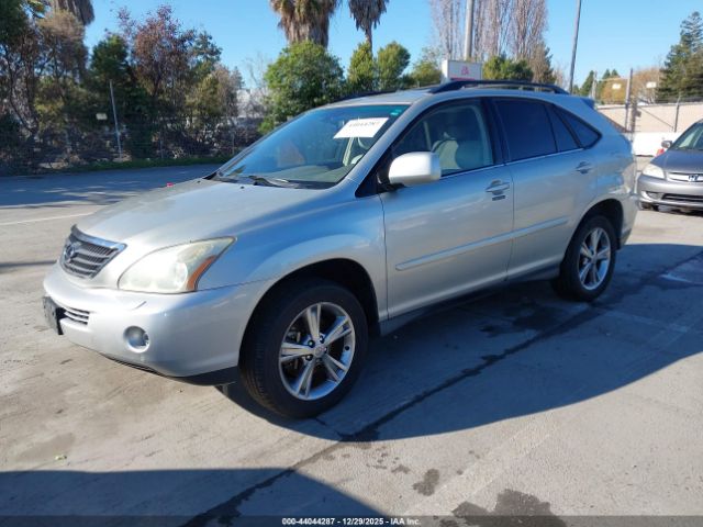Lexus RX Image 3