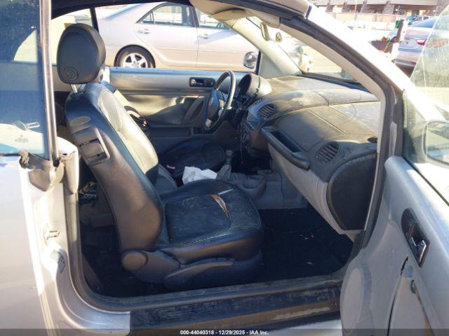 Volkswagen Beetle Gls Image 9