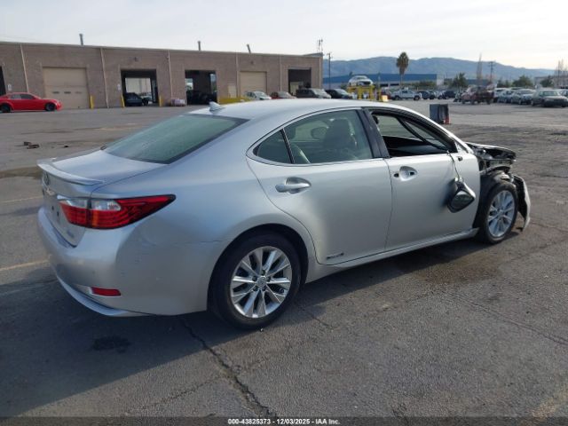 Lexus Es Image 13