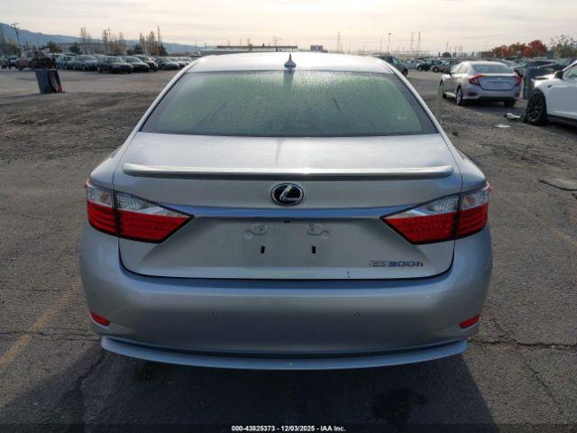 Lexus Es Image 16