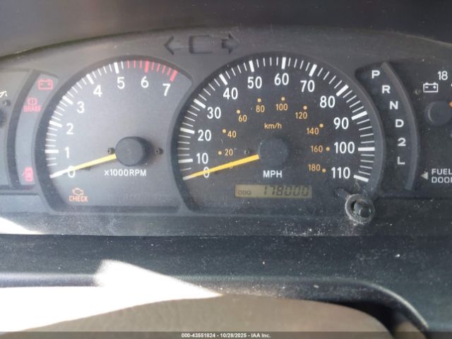 Toyota Tundra Sr5 V8 Image 4