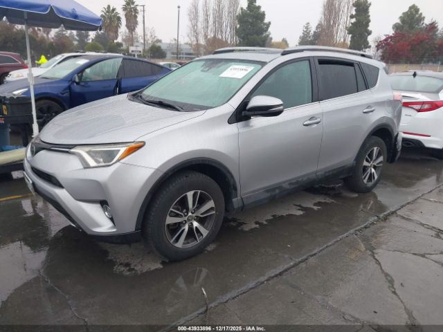 Toyota RAV4 Xle Image 15