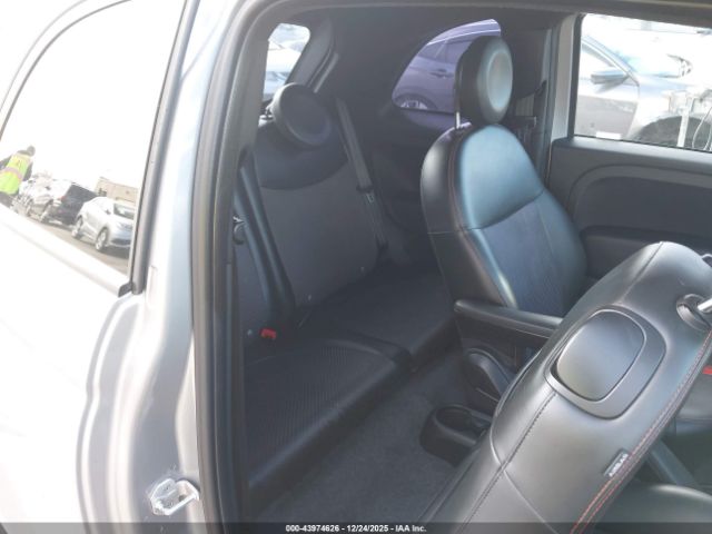 FIAT 500e Battery Electric Image 4