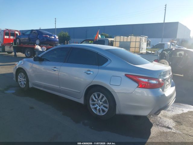 Nissan Altima 2.5 S Image 11